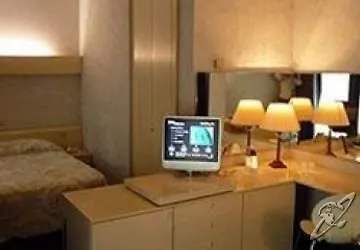 Pagoda Hotel