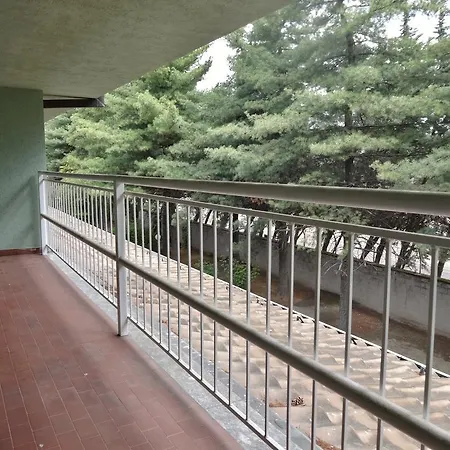 Pagoda 3*